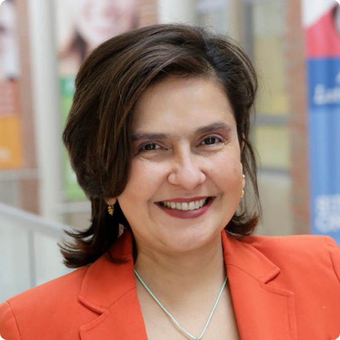 Maria Cristina Montya's headshot.
