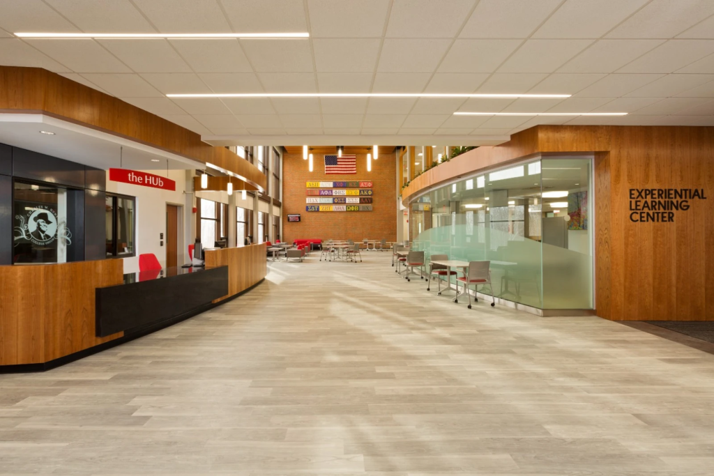 The interior of Hunt Union on SUNY Oneonta's campus, featuring the Experiential Learning Center and the main desk